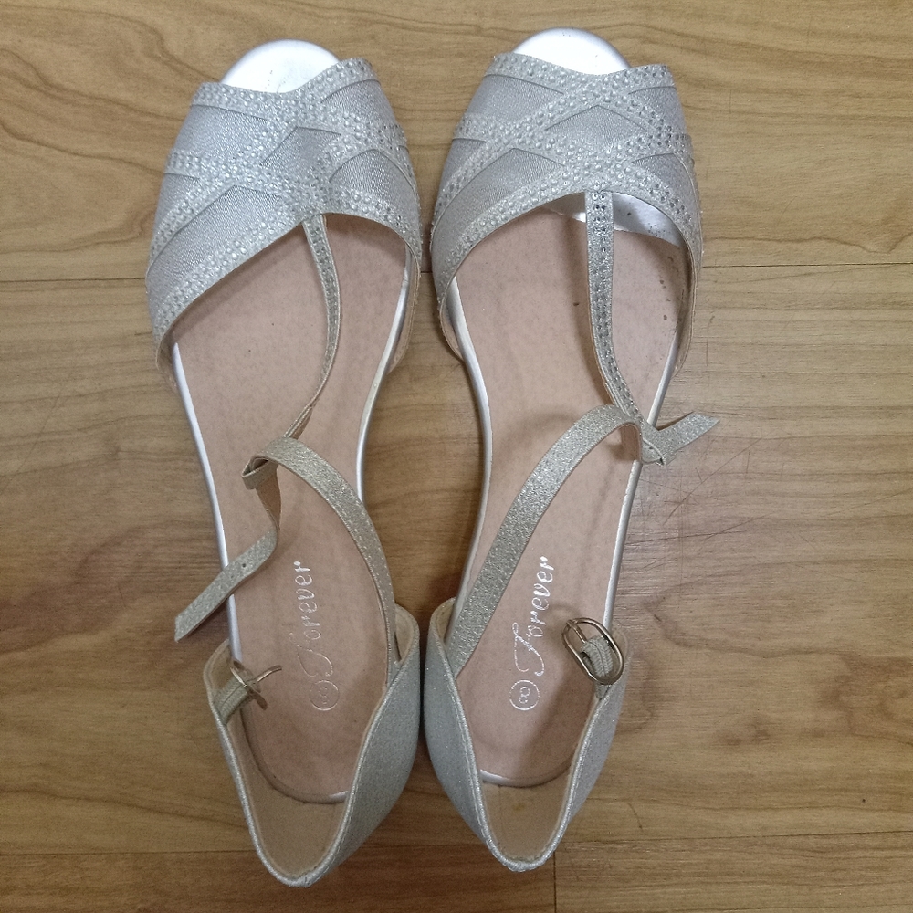 Forever sandals